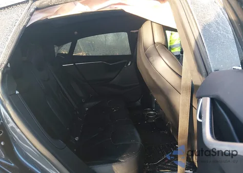 2017 Tesla Model S 100D/60D/75D/90D/P100D z USA, uszkodzony, nr VIN 5YJSA1E29HF199200